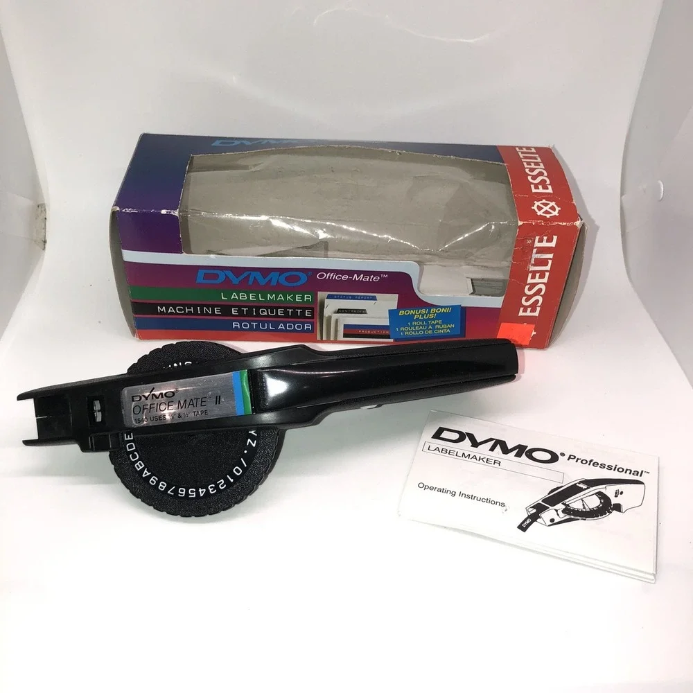 DYMO Office Mate II 1540-00 Embossing Label Maker EUC Open Box 3/8